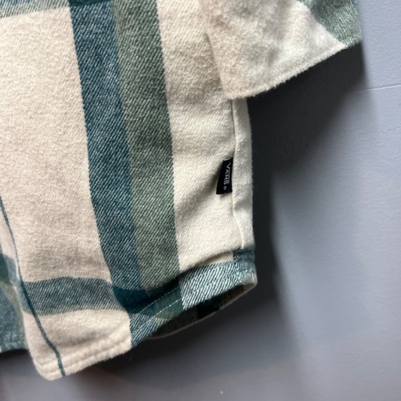 Vans Hal Plaid Flannel Jacket Shacket Women's small - Picture 4 of 10
